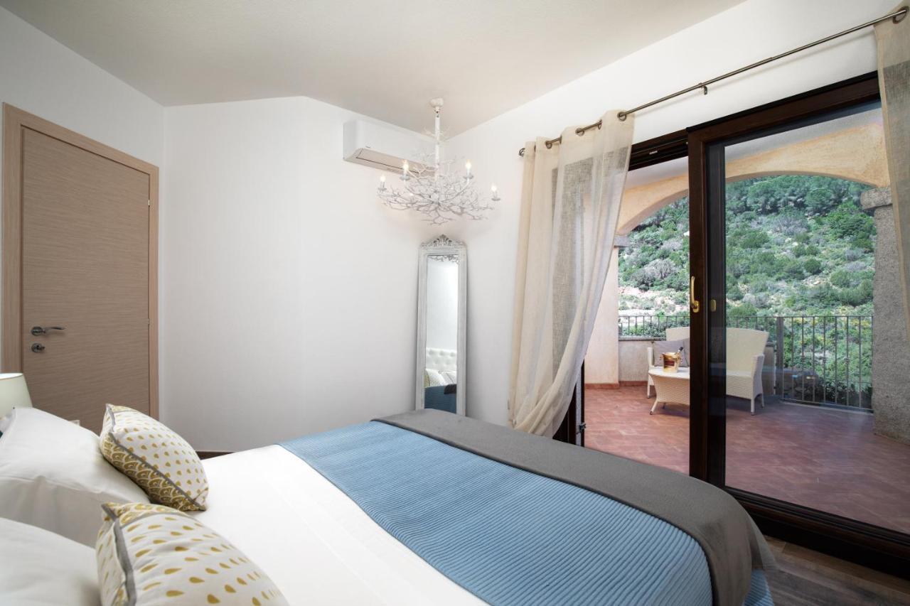 Homey Experience - Emerald Valley Lux Apartments Porto Cervo Exteriör bild